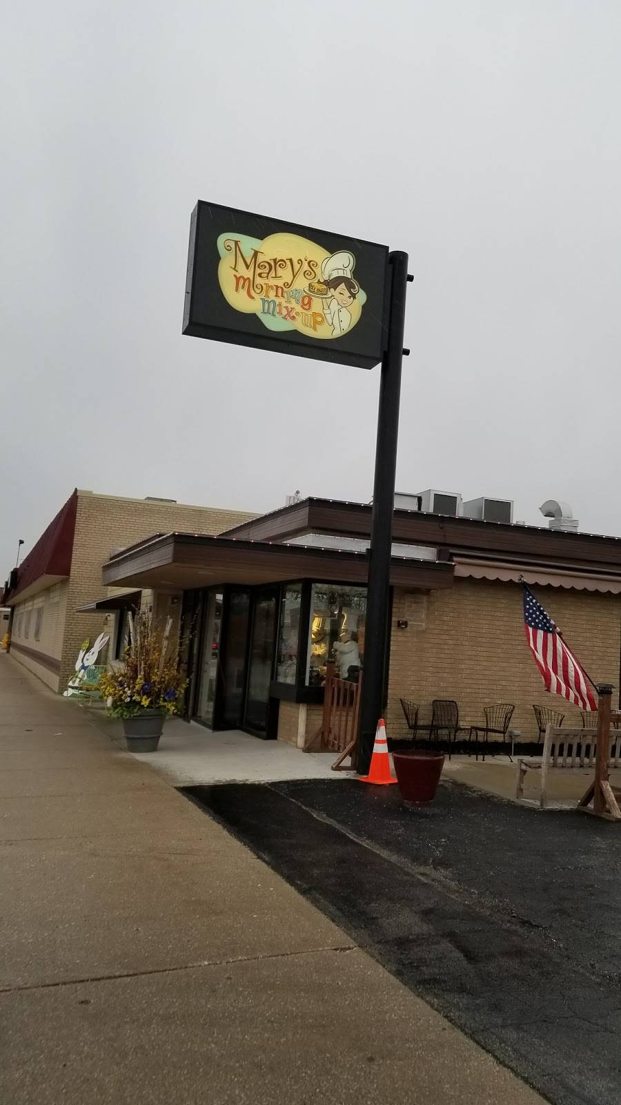 Marys Morning Mixup | restaurant | 9110 Broadway Ave, Brookfield, IL 60513, USA | 7083870552 OR +1 708-387-0552