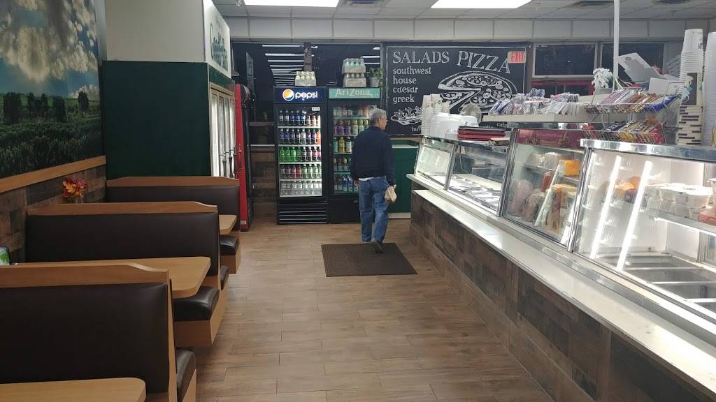 Goodfellas Pizzeria & Deli | restaurant | 55 Central Ave # Q, Farmingdale, NY 11735, USA | 6312937533 OR +1 631-293-7533