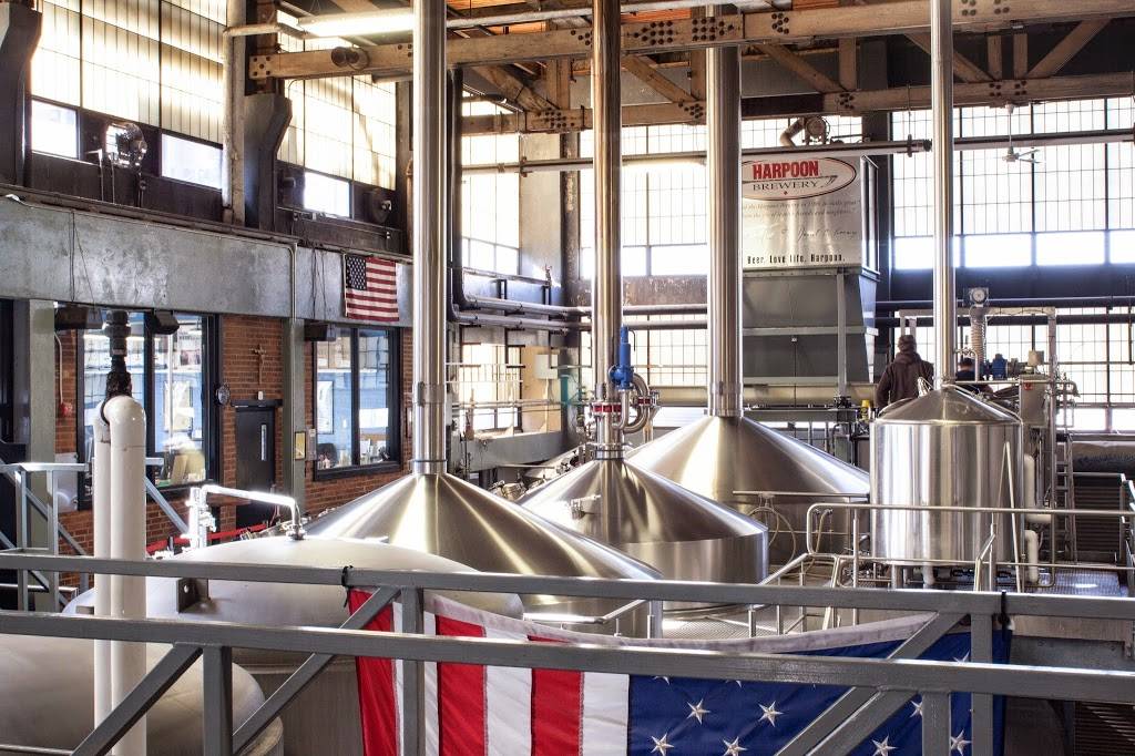 Harpoon Brewery & Beer Hall | restaurant | 306 Northern Ave, Boston, MA 02210, USA | 6174562322 OR +1 617-456-2322