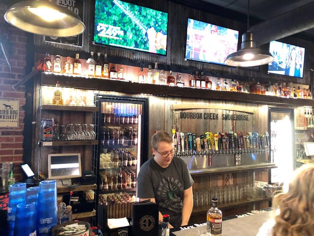 Bourbon Creek Smokehouse | restaurant | 411 1st St SE, Cedar Rapids, IA 52401, USA | 3197753174 OR +1 319-775-3174