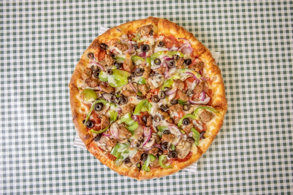 Zeppos Pizza | restaurant | 9510 Hageman Rd B, Bakersfield, CA 93312, USA | 6615876555 OR +1 661-587-6555