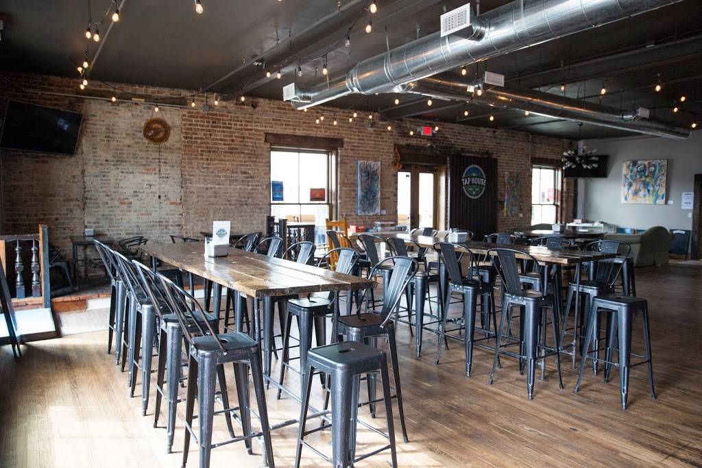 The Tap House | restaurant | 3800 St Elmo Ave #114, Chattanooga, TN 37409, USA | 4236828234 OR +1 423-682-8234