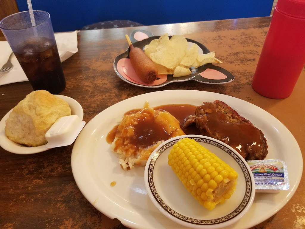 Jeans Family Kitchen | restaurant | 111 4th St, Hugo, CO 80821, USA | 7197432716 OR +1 719-743-2716