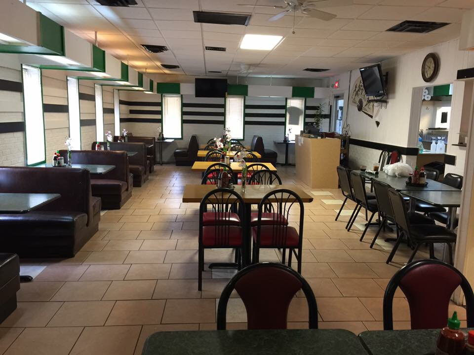 Saigons Corner Restaurant | restaurant | 406 E Kansas Ave, Garden City, KS 67846, USA | 6208055355 OR +1 620-805-5355