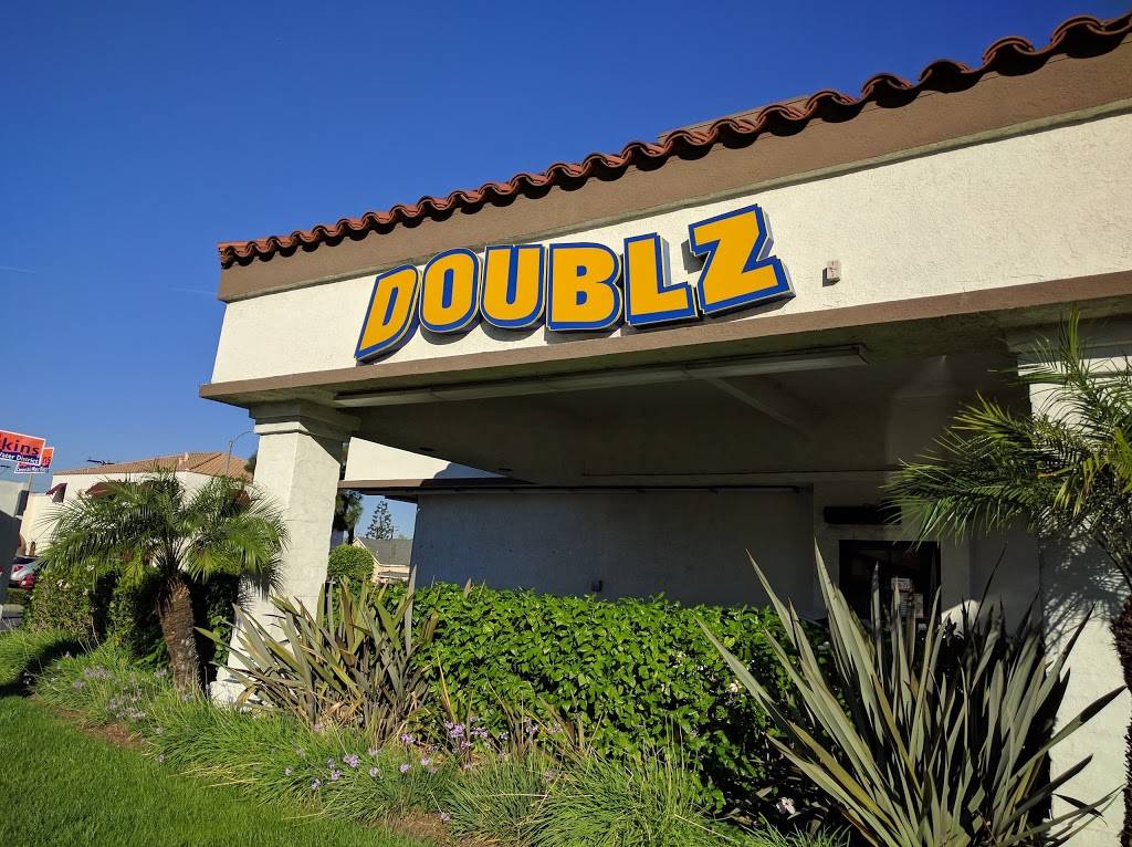 Doublz | restaurant | 15100 Paramount Blvd, Paramount, CA 90723, USA | 5625310222 OR +1 562-531-0222