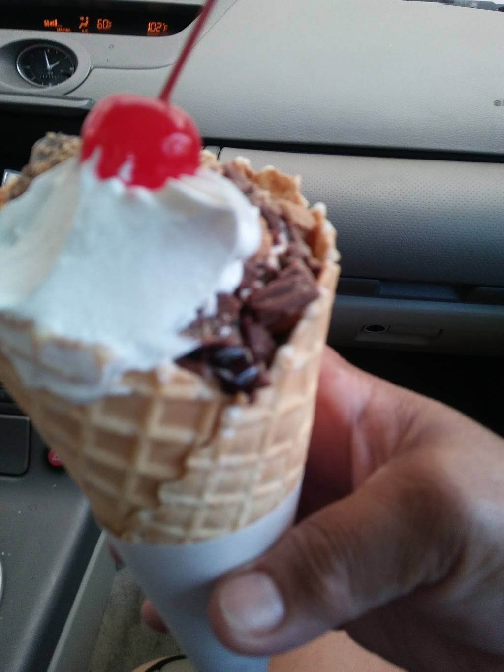 Sonic Drive-In | restaurant | 802 S Guadalupe St, San Marcos, TX 78666, USA | 5123531811 OR +1 512-353-1811