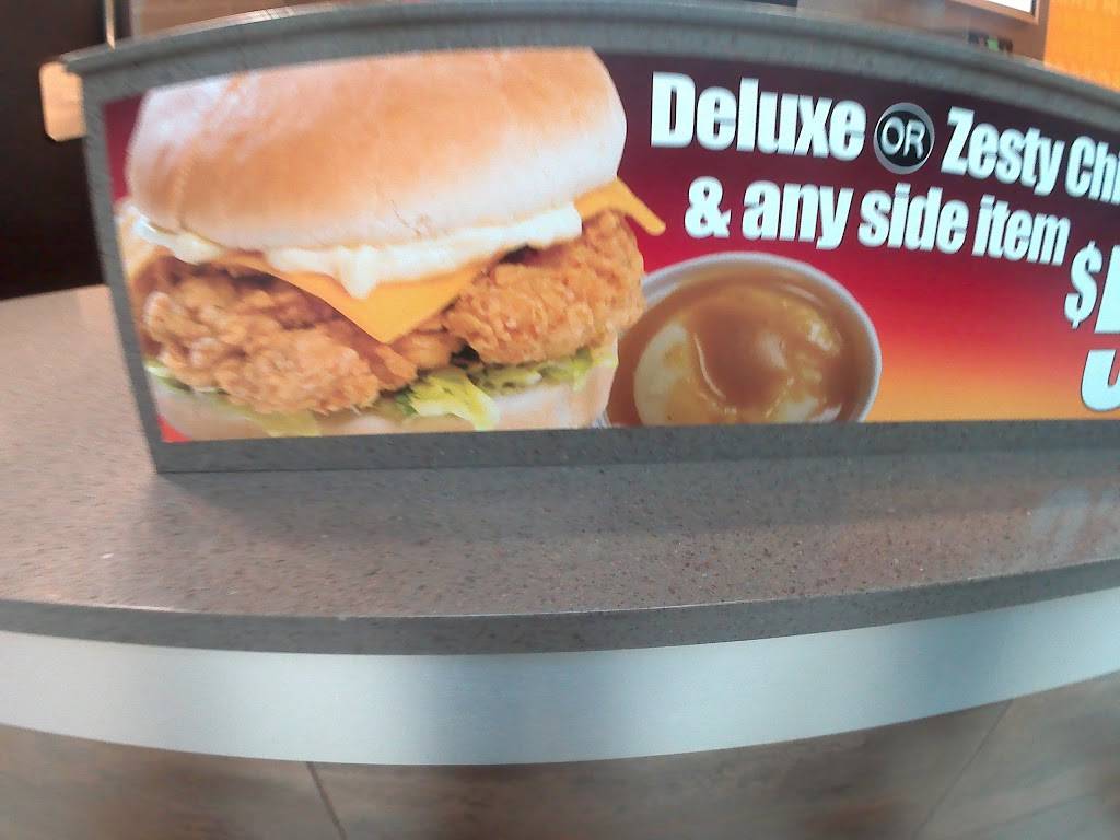 Lees Famous Recipe Chicken | restaurant | 500 Southpark Center, Strongsville, OH 44136, USA | 4402389199 OR +1 440-238-9199