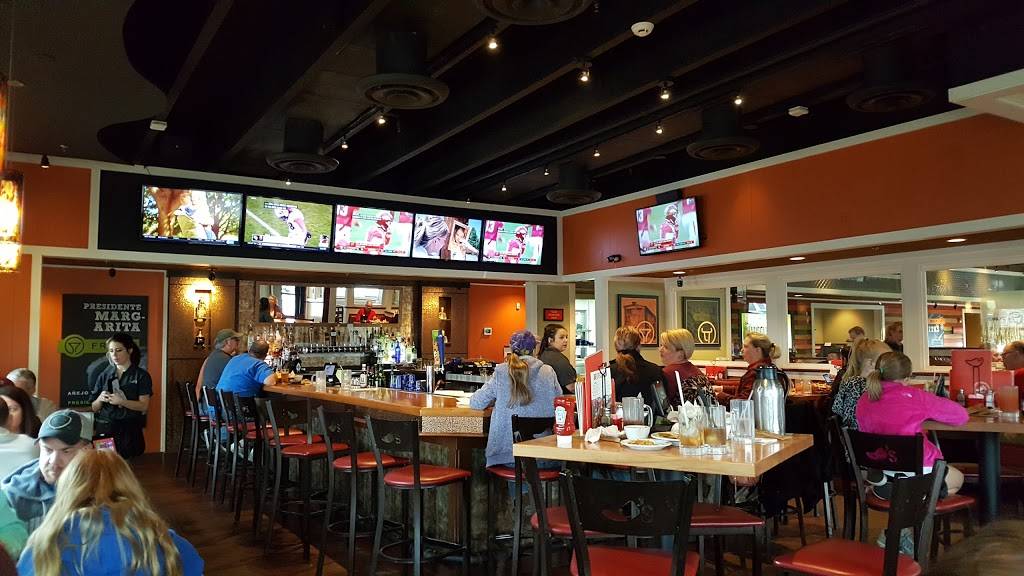 Chilis Grill & Bar | restaurant | 2024 Fayetteville Rd, Van Buren, AR 72956, USA | 4794718445 OR +1 479-471-8445