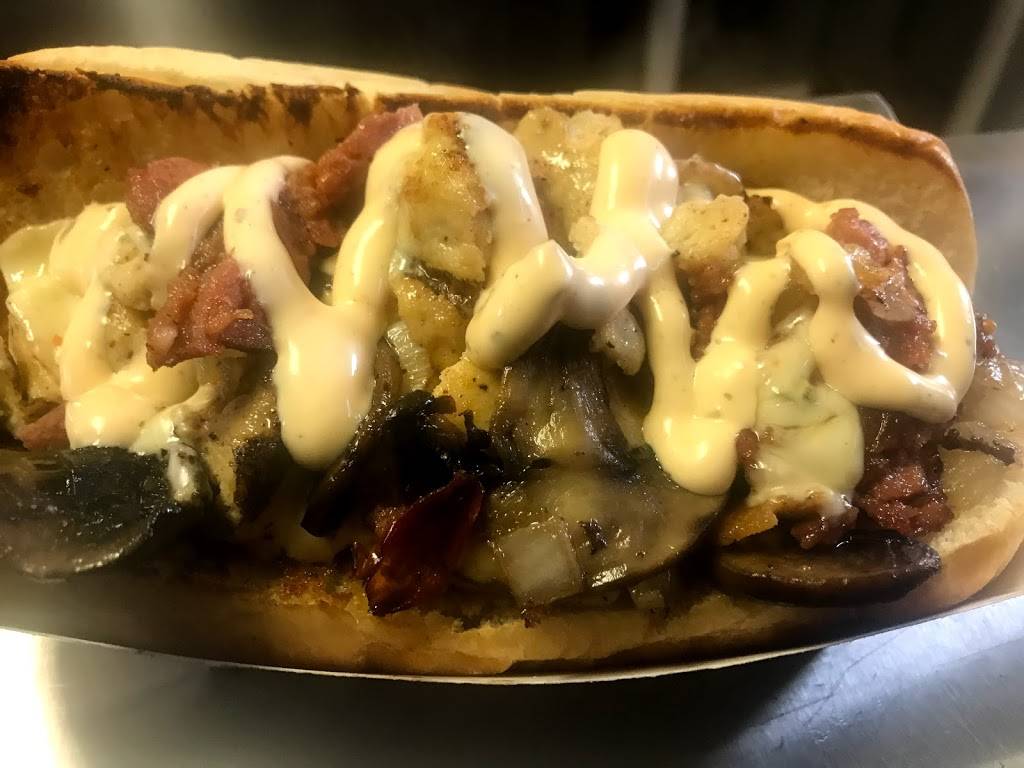 West Street Burgers | restaurant | 130 S West St, Wichita, KS 67213, USA | 3169439441 OR +1 316-943-9441