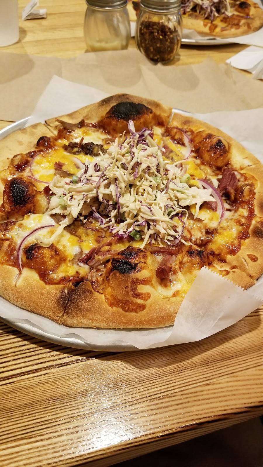 Arosto Pizza | restaurant | 2676-J Avenir Pl, Vienna, VA 22180, USA | 7035735320 OR +1 703-573-5320