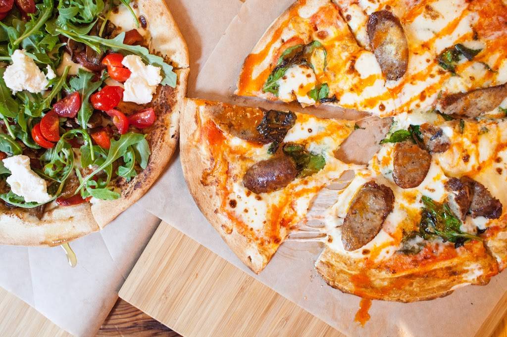 Snap Custom Pizza | restaurant | 1504 Sansom St, Philadelphia, PA 19102, USA | 2155685000 OR +1 215-568-5000