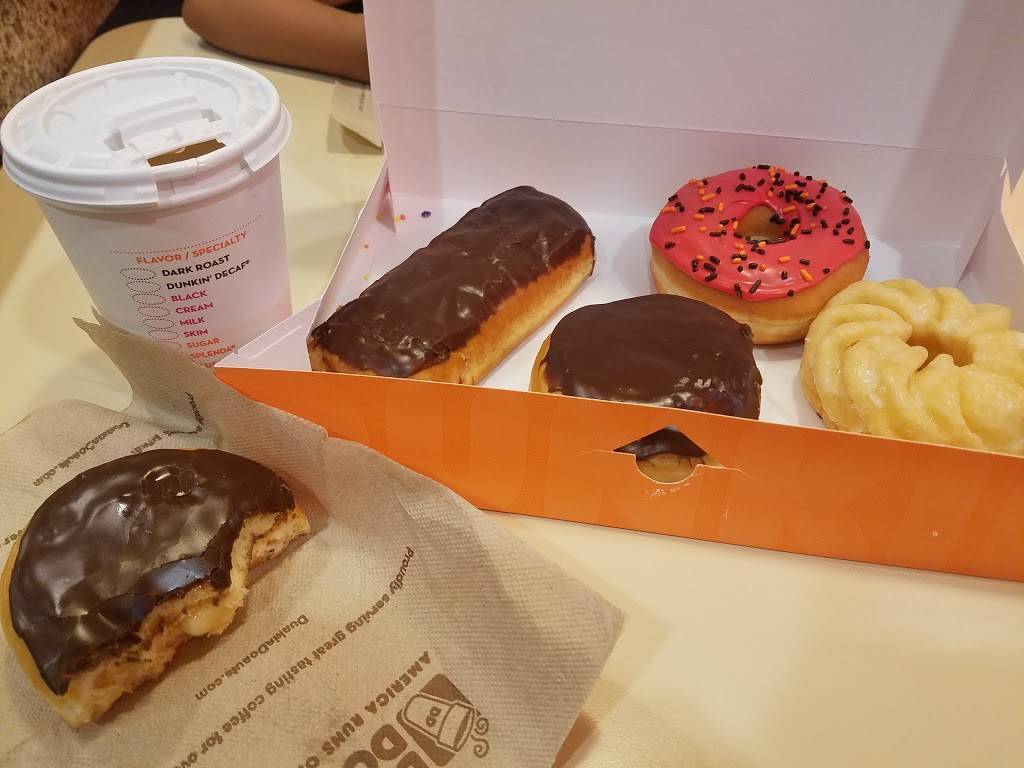 Dunkin | bakery | 40361 Murrieta Hot Springs Rd, Murrieta, CA 92563, USA | 9516989880 OR +1 951-698-9880