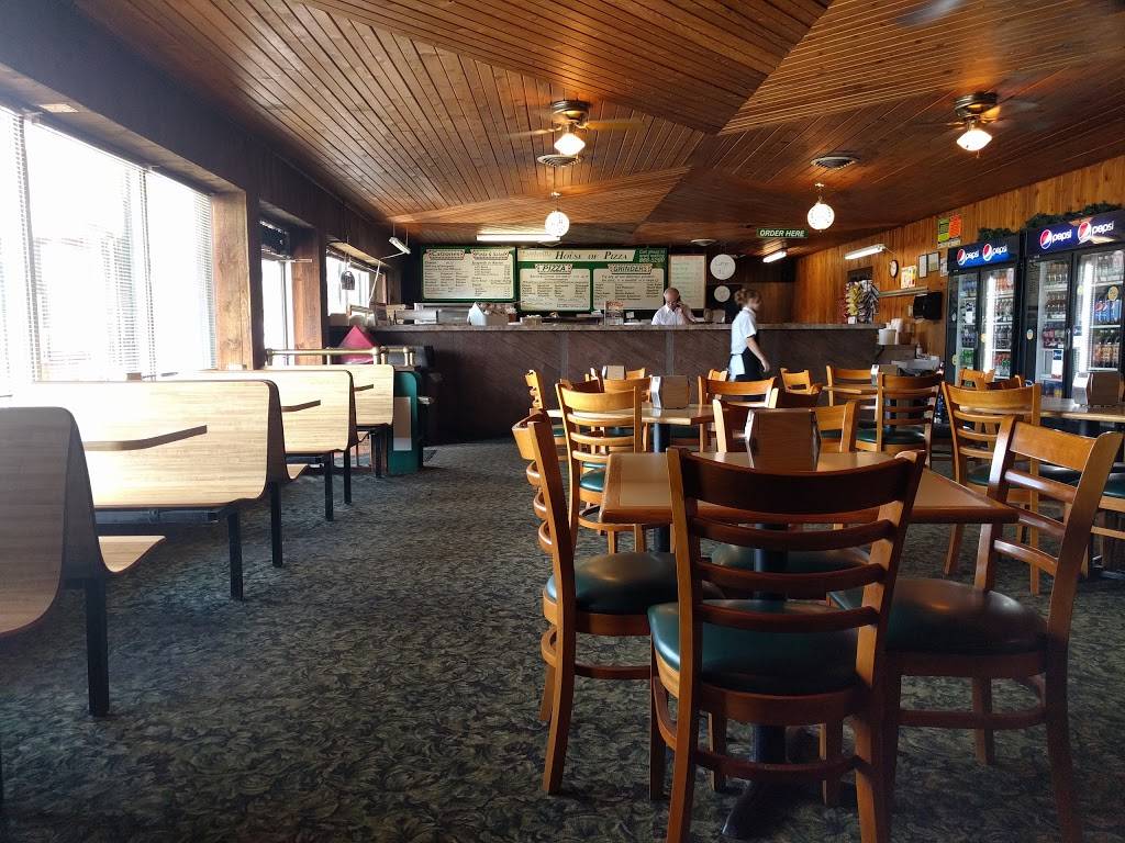 Morrisville House of Pizza | restaurant | 30 Munson Ave, Morristown, VT 05661, USA | 8028885200 OR +1 802-888-5200