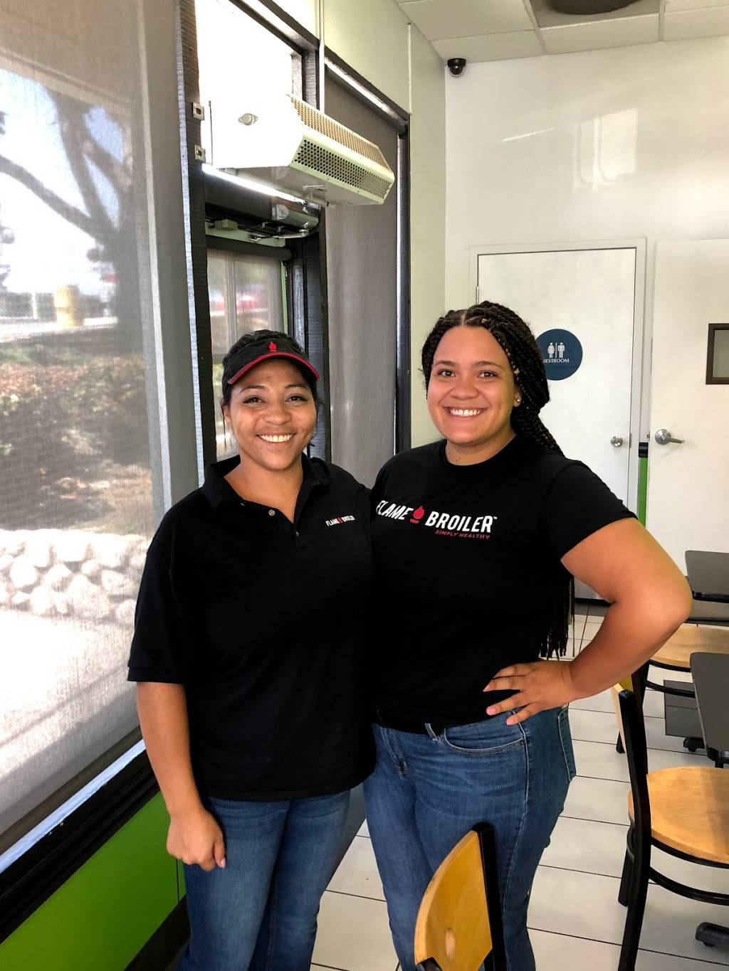 Flame Broiler | restaurant | 110 S Mountain Ave, Upland, CA 91786, USA | 9099496881 OR +1 909-949-6881