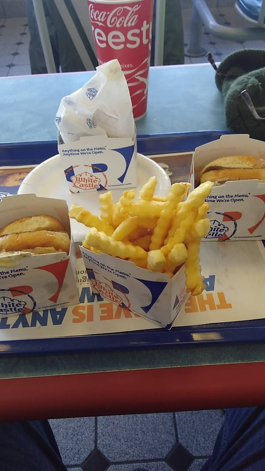 White Castle | restaurant | 600 Westfield Ave, Elizabeth, NJ 07208, USA | 9083527170 OR +1 908-352-7170