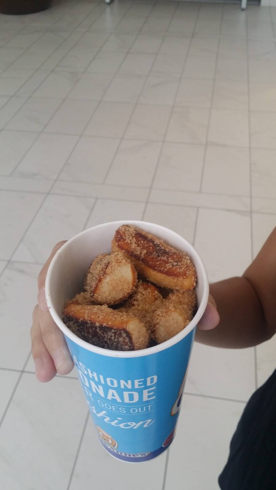 Auntie Annes | cafe | 2037 Newpark Mall Rd, Newark, CA 94560, USA | 5107910781 OR +1 510-791-0781