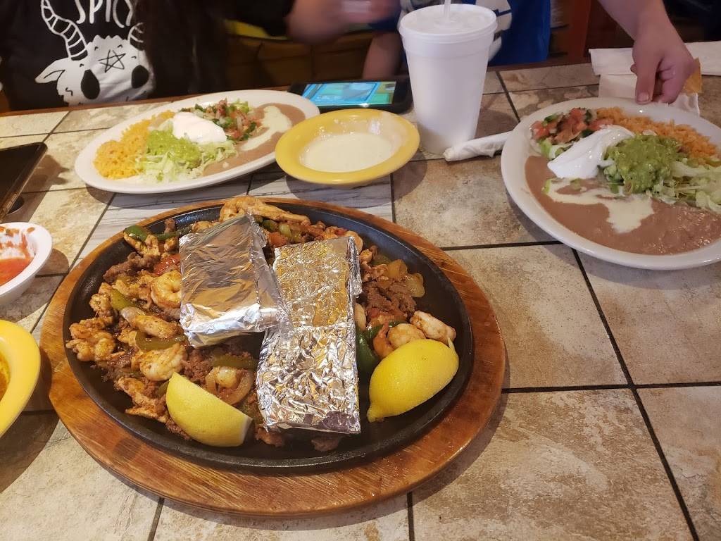 La Huerta Mexican Restaurant | restaurant | 1915 Main St, Van Buren, AR 72956, USA | 4794710113 OR +1 479-471-0113