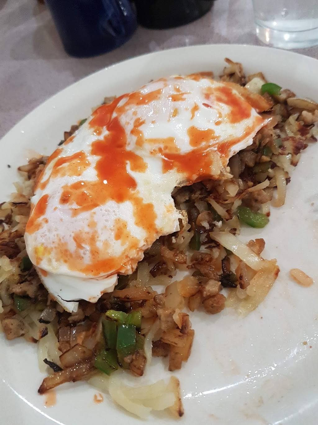 Break N Egg Diner | restaurant | 7814 Forsyth Blvd, Clayton, MO 63105, USA | 3147256337 OR +1 314-725-6337