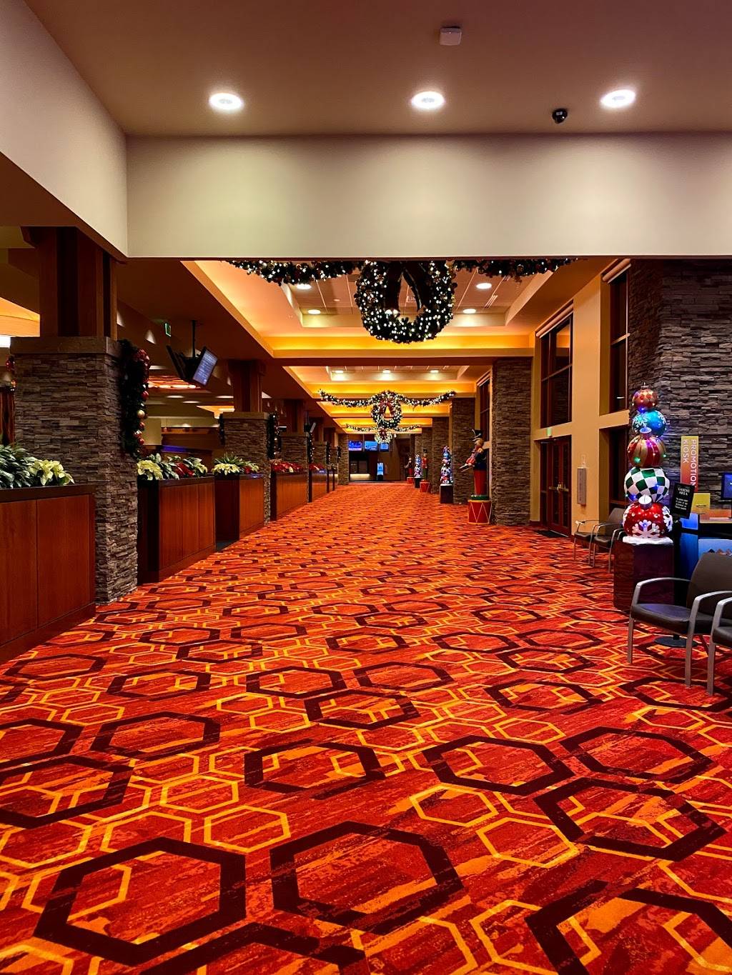 Spirit Mountain Casino | restaurant | 27100 SW Salmon River Hwy, Grand Ronde, OR 97347, USA | 5038792350 OR +1 503-879-2350