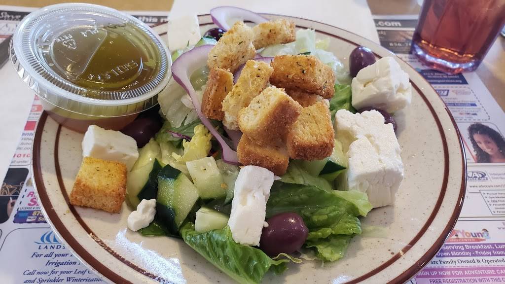 Stratford Diner | restaurant | 19 S White Horse Pike, Stratford, NJ 08084, USA | 8564354300 OR +1 856-435-4300