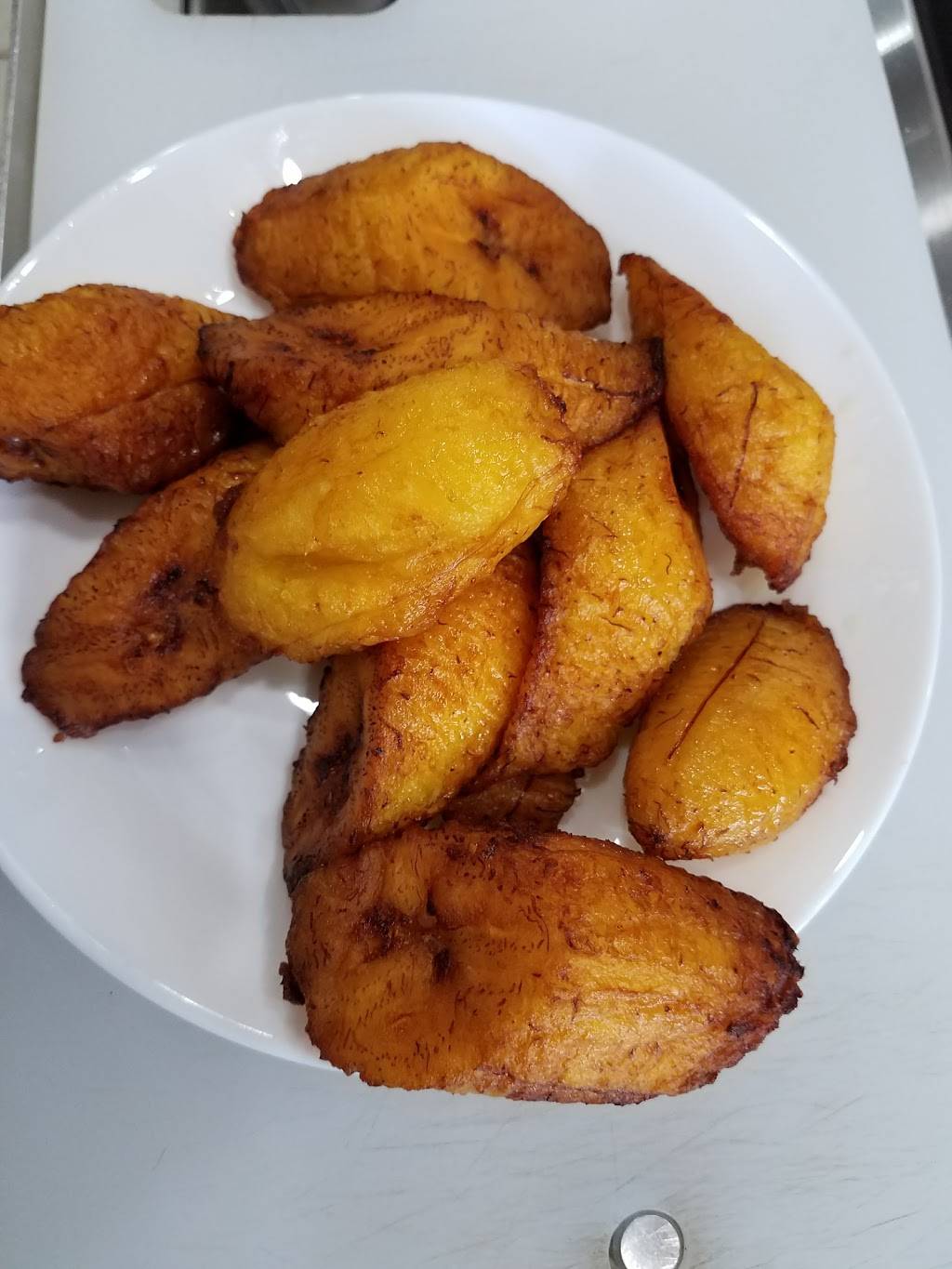 El Carreton de Ernesto | restaurant | 1002 76th St, North Bergen, NJ 07047, USA | 2017139446 OR +1 201-713-9446