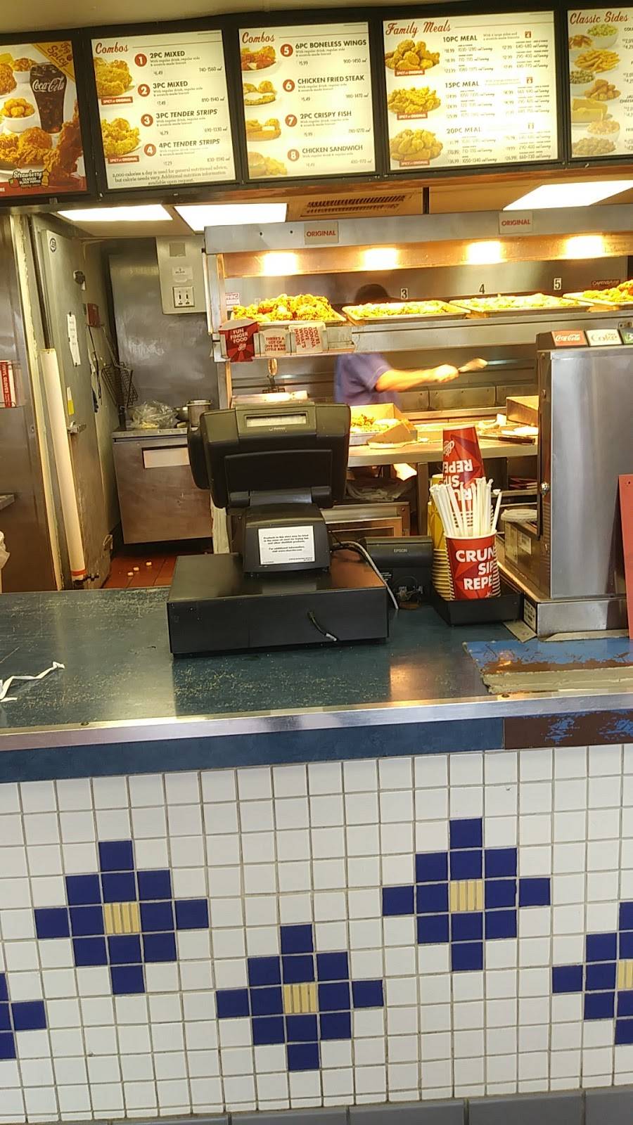 Churchs Chicken | restaurant | 2964 S, Shelby St, Indianapolis, IN 46203, USA | 3177866159 OR +1 317-786-6159