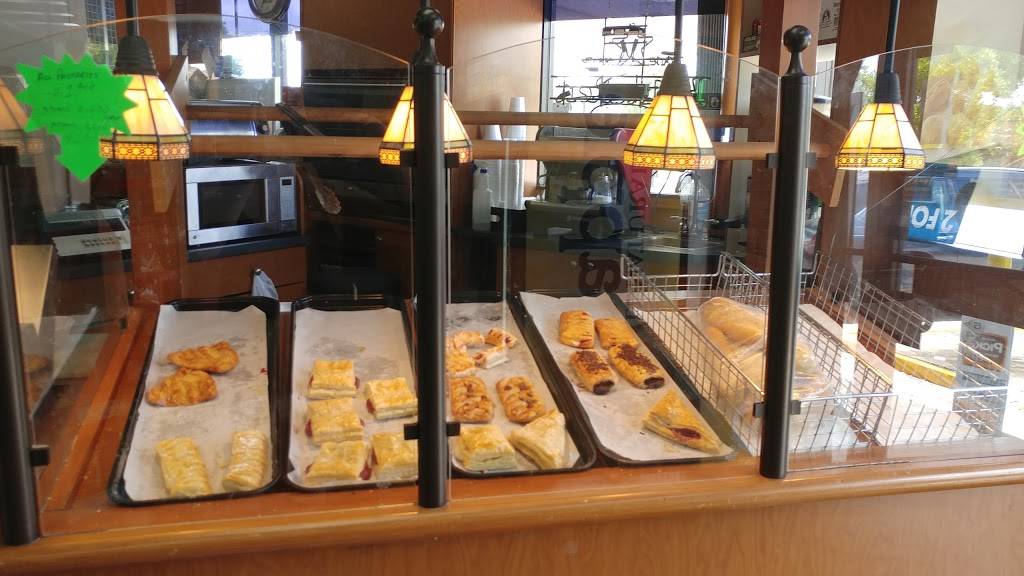 Valero | cafe | 2699 W Oakland Park Blvd, Oakland Park, FL 33311, USA | 9544846525 OR +1 954-484-6525