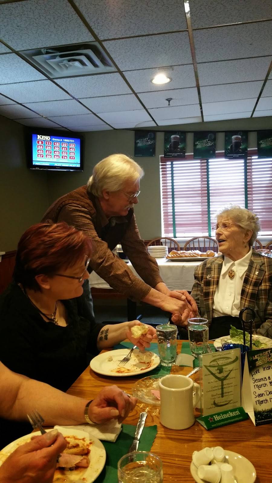 McNally Grill & Pub | restaurant | 88 Sargent Rd, Westminster, MA 01473, USA | 9788741444 OR +1 978-874-1444