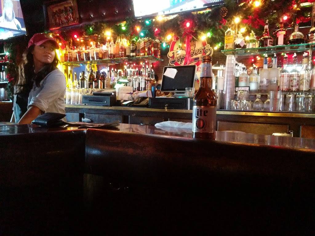 Tipsters Village Pub | restaurant | 8839 Cermak Rd, North Riverside, IL 60546, USA | 7084474020 OR +1 708-447-4020