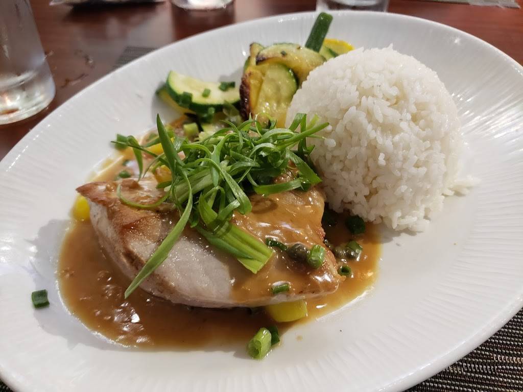 Uncles Fish Market & Grill | restaurant | 98-1005 Moanalua Rd, Aiea, HI 96701, USA | 8082750063 OR +1 808-275-0063