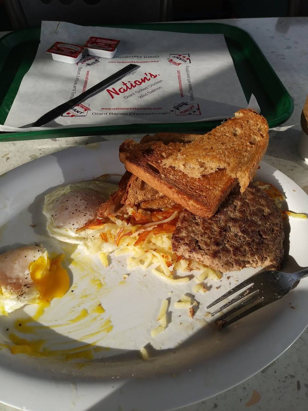 Nations Giant Burgers | restaurant | 2525-2599, CA-29, Vallejo, CA 94590, USA | 7075548888 OR +1 707-554-8888