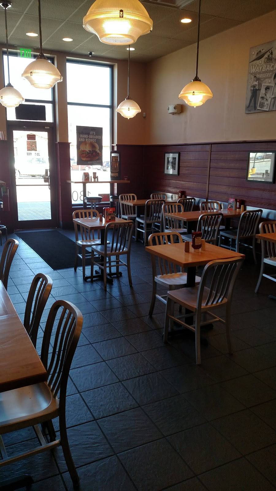 Wayback Burgers | restaurant | 11 Tobias Boland Way, Worcester, MA 01607, USA | 5087559300 OR +1 508-755-9300