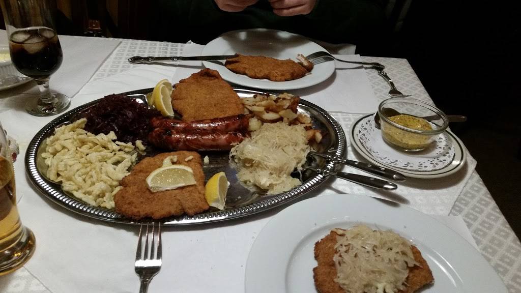 The Little Schnitzel House | restaurant | 65 Albert St S, Lindsay, ON K9V 3H2, Canada | 7053405027 OR +1 705-340-5027