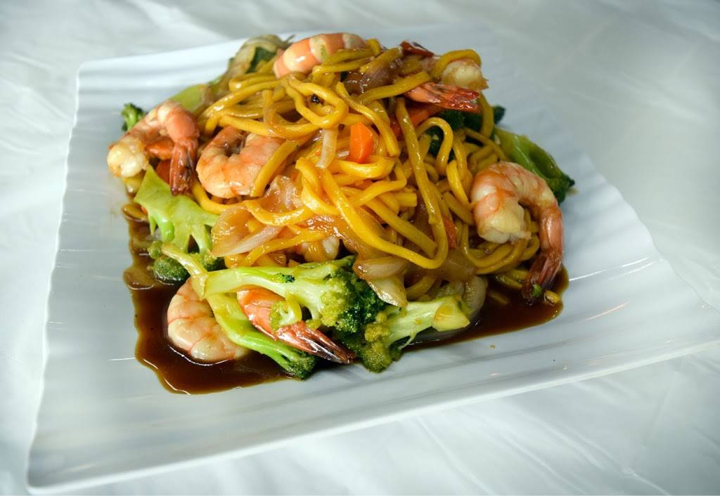 Royal Chopstick | restaurant | 4448 W Jefferson Blvd #312, Dallas, TX 75211, USA | 9728034498 OR +1 972-803-4498