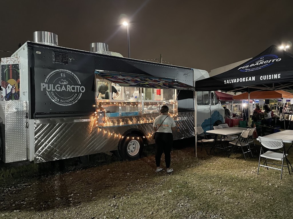 Humble Food Court | restaurant | 8036 FM 1960, Humble, TX 77338, USA | 7135602465 OR +1 713-560-2465