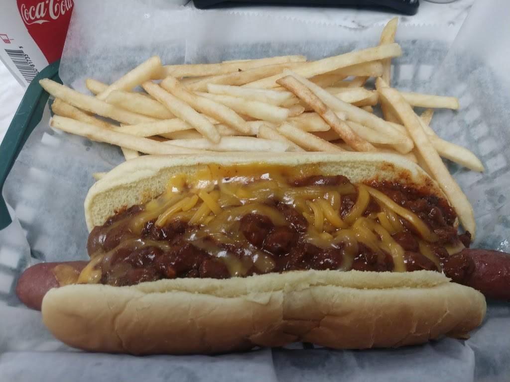 The Lions Den Ice Cream Parlor & Diner | restaurant | 508 Railroad Ave, Centreville, MD 21617, USA | 4432628016 OR +1 443-262-8016