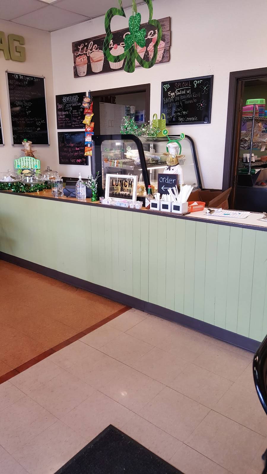 The Lunch Bag | restaurant | 8989 E Vía Linda #116, Scottsdale, AZ 85258, USA | 4808606659 OR +1 480-860-6659