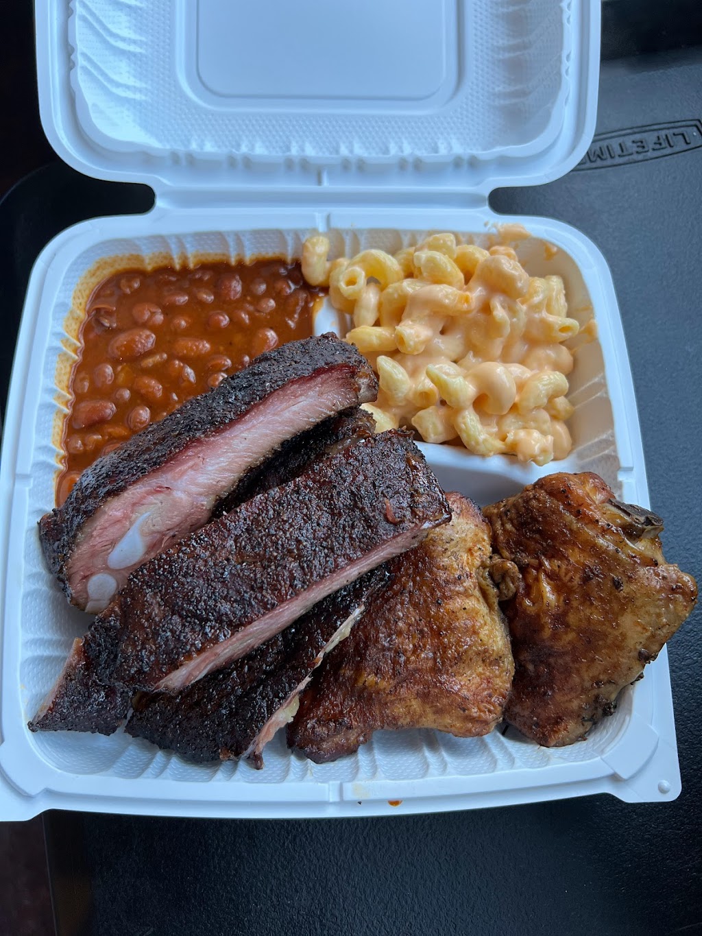 Tommys BBQ Company | restaurant | 1414 Harbour Way S Suite 4000, Richmond, CA 94804, USA | 5108607894 OR +1 510-860-7894