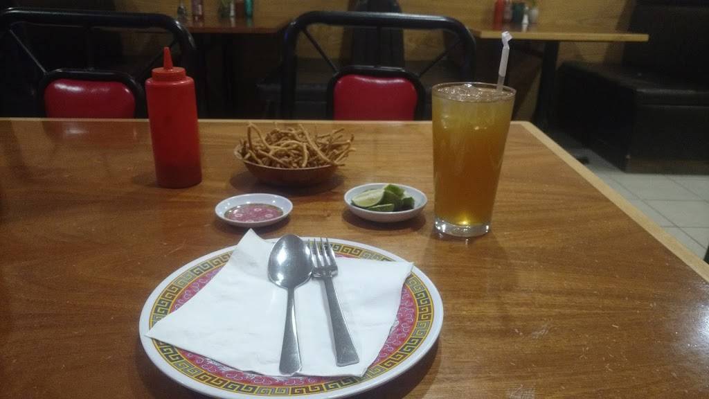 Yue Yang | restaurant | Dalia Local B, Jardin Dorado, 22200 Tijuana, B.C., Mexico | 016643578594 OR +52 664 357 8594