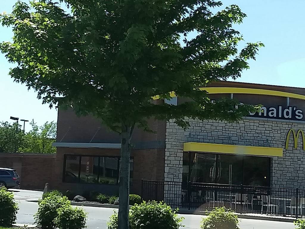 McDonalds | cafe | 12091 S Strang Line Rd, Olathe, KS 66062, USA | 9137647390 OR +1 913-764-7390
