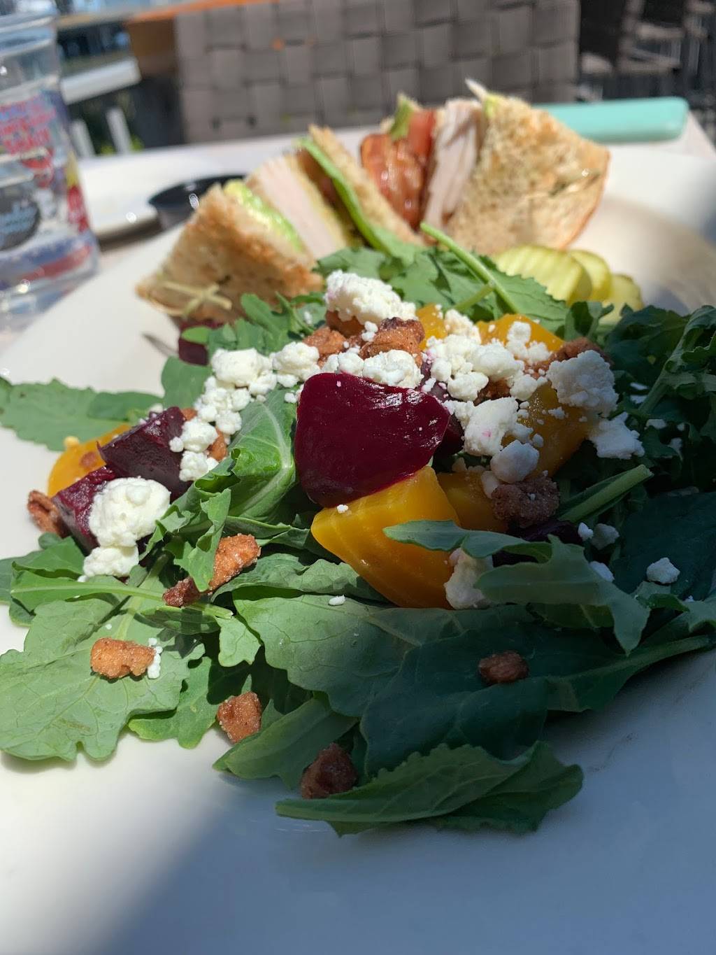 Skull Creek Dockside | restaurant | 2 Hudson Rd, Hilton Head Island, SC 29926, USA | 8437853625 OR +1 843-785-3625