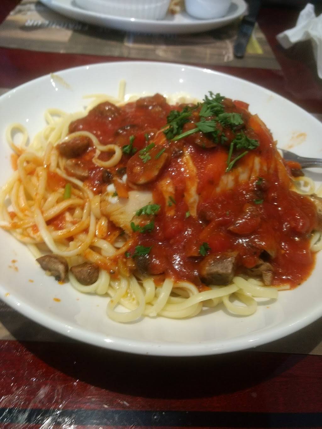 Rôtisserie Scores | restaurant | 701 107e Rue, Saint-Georges, QC G5Y 0C8, Canada | 4182264444 OR +1 418-226-4444