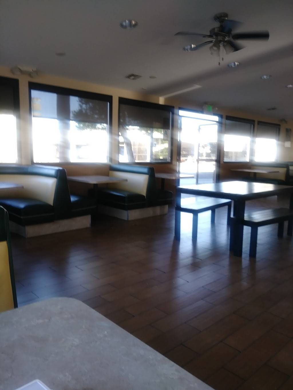 P & G Super Burger | restaurant | 15038 Ramona Blvd, Baldwin Park, CA 91706, USA | 6263384348 OR +1 626-338-4348