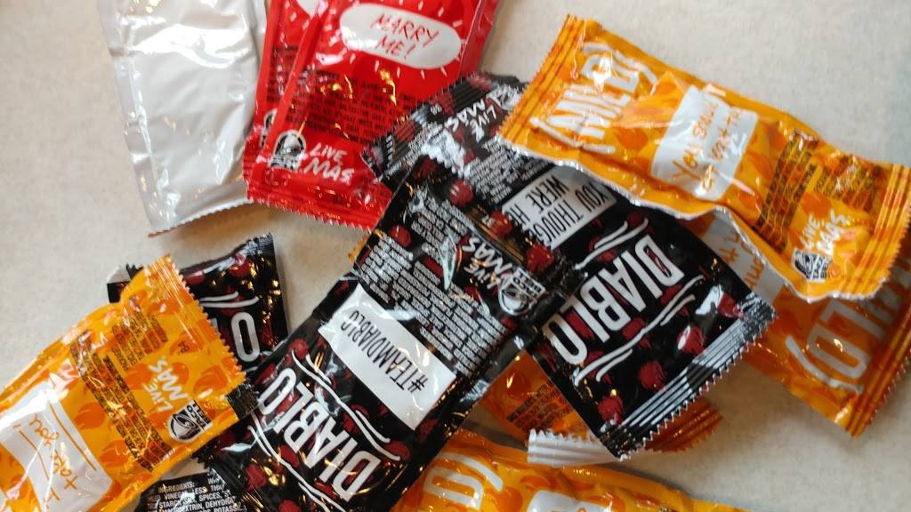 Taco Bell | meal takeaway | 5845 Northampton Blvd, Virginia Beach, VA 23455, USA | 7576891099 OR +1 757-689-1099