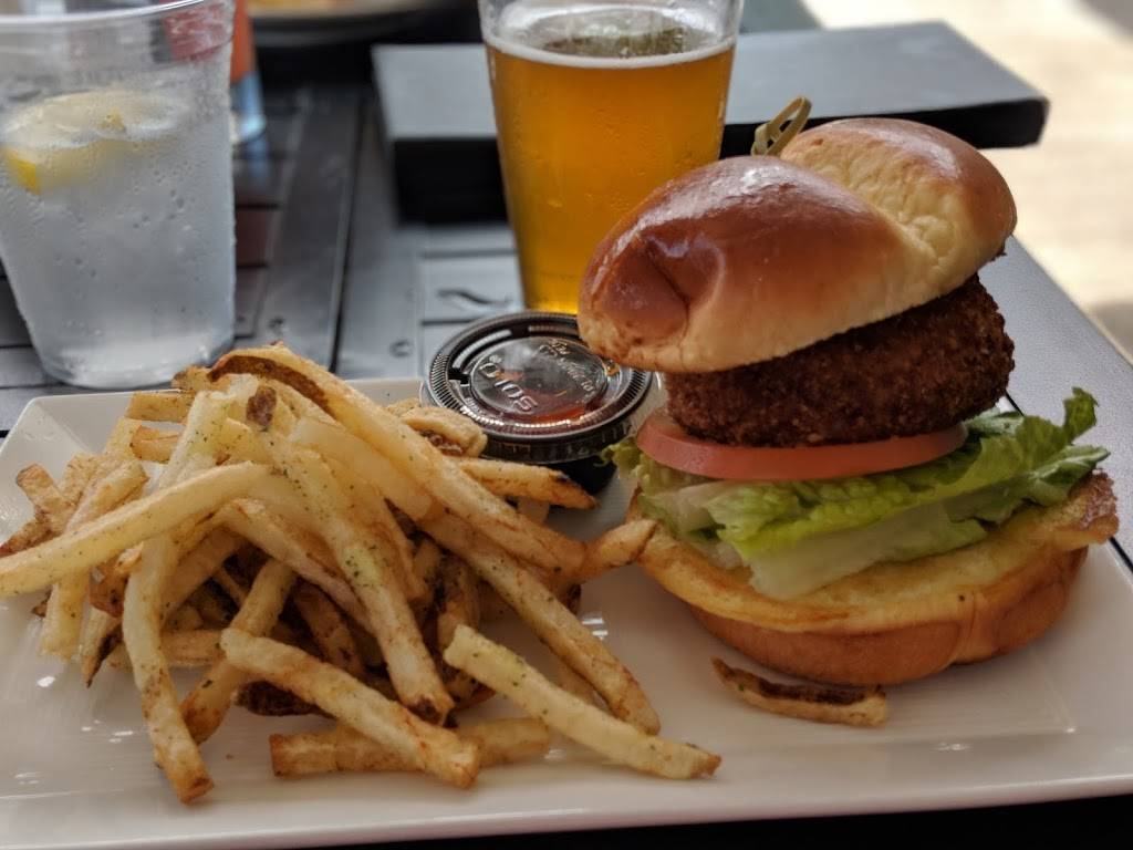 The Island Hideaway | restaurant | 14556 Solomons Island Rd S, Solomons, MD 20688, USA | 4104496382 OR +1 410-449-6382