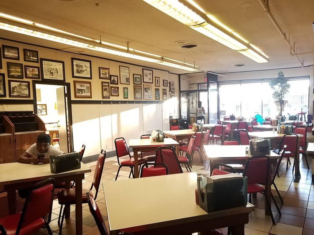 Arthur Bryants Barbeque | restaurant | 1727 Brooklyn Ave, Kansas City, MO 64127, USA | 8162311123 OR +1 816-231-1123