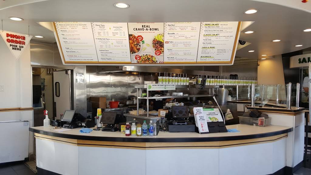 Baja Fresh | restaurant | 10768 Venice Blvd, Culver City, CA 90232, USA | 3102800644 OR +1 310-280-0644