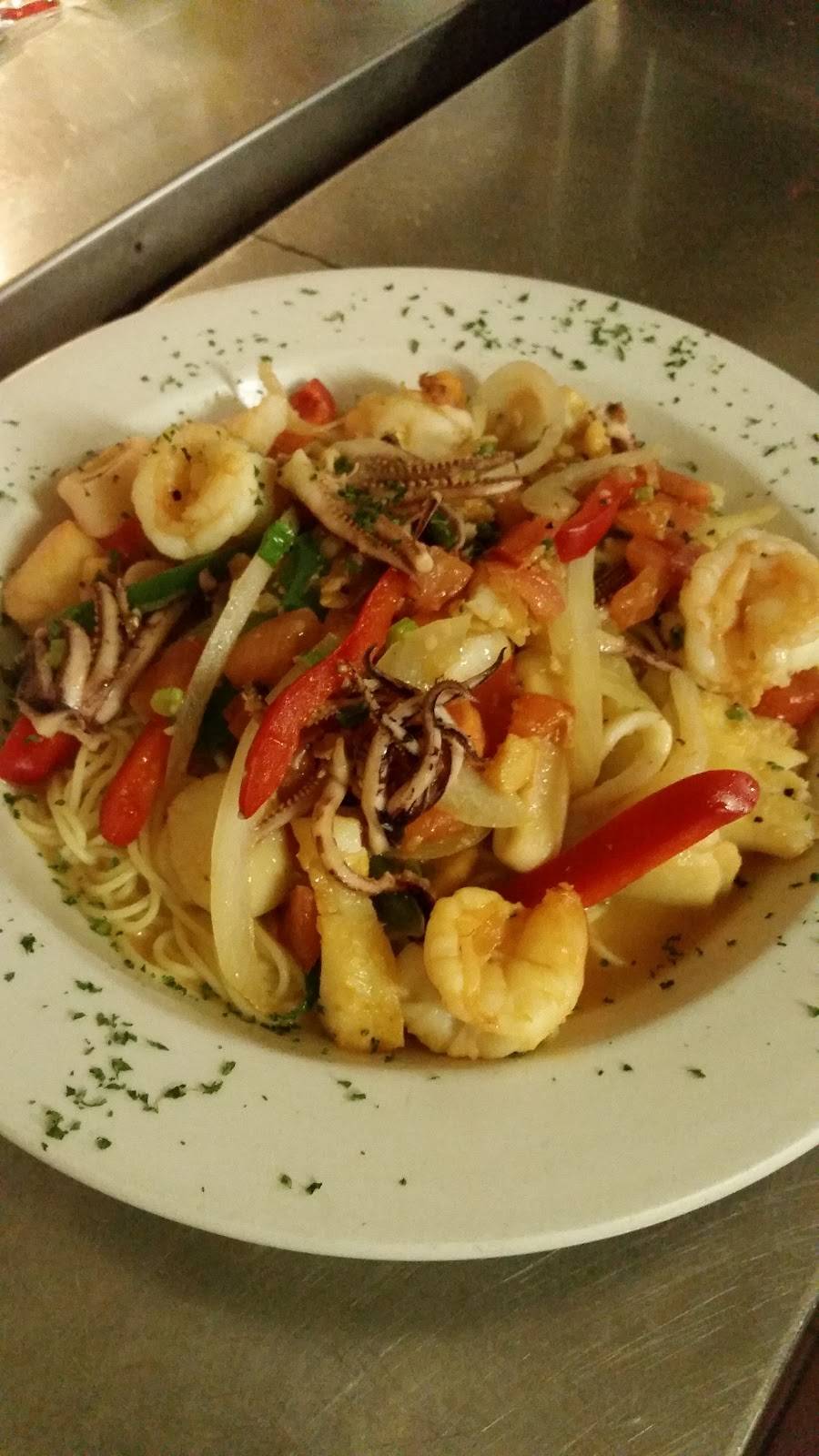 Jake Rooneys | restaurant | 119 Brooks Rd, Harwich Port, MA 02646, USA | 5084301100 OR +1 508-430-1100