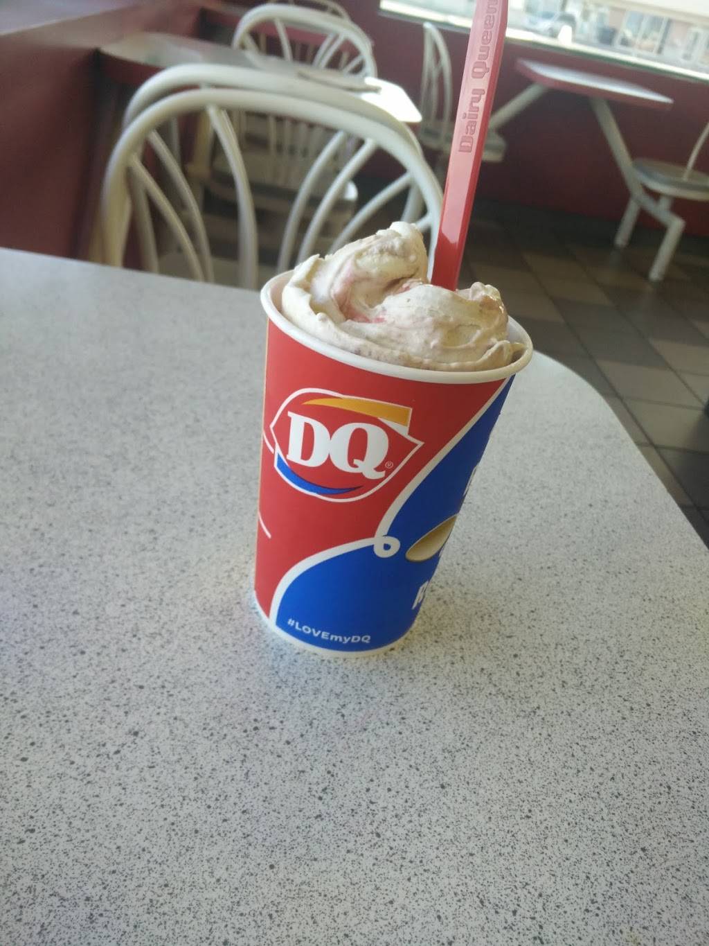 Dairy Queen Grill & Chill | restaurant | 325 Central Pkwy W, Mississauga, ON L5B 3X9, Canada | 9052723998 OR +1 905-272-3998