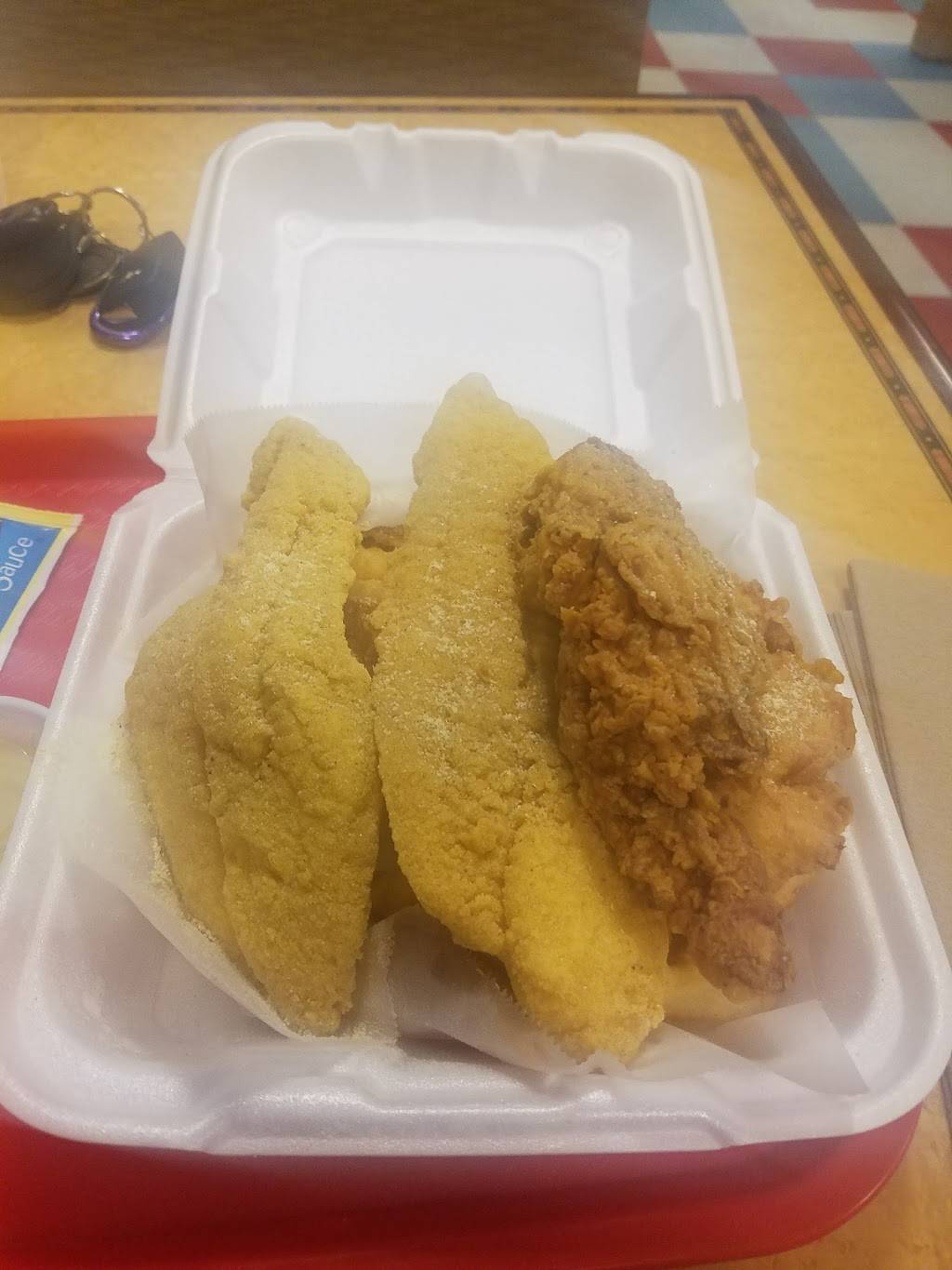 Hook Fish and Chicken | restaurant | 4322, 319 Blanding Blvd, Orange Park, FL 32073, USA | 9045793091 OR +1 904-579-3091